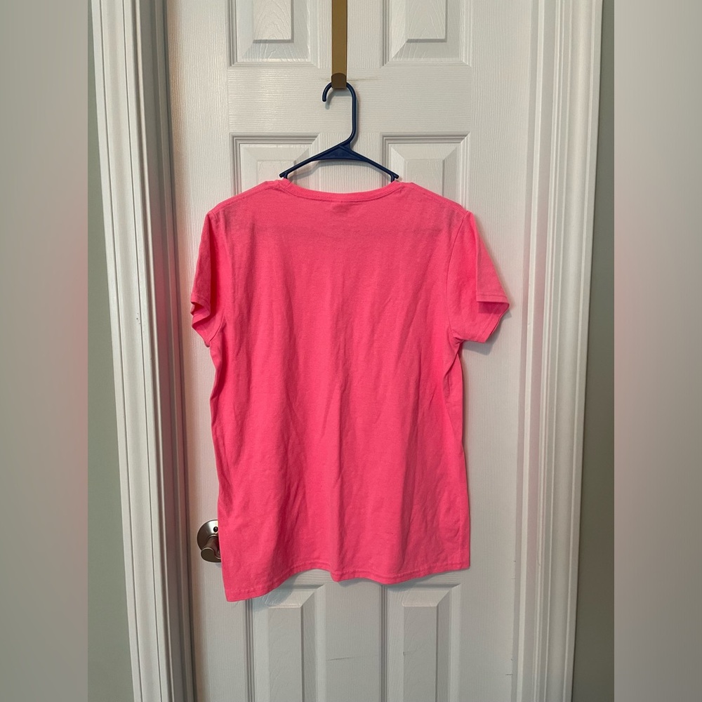 Gildan Hot Pink Women's Cotton Blend T-Shirt - Picture 2 of 4